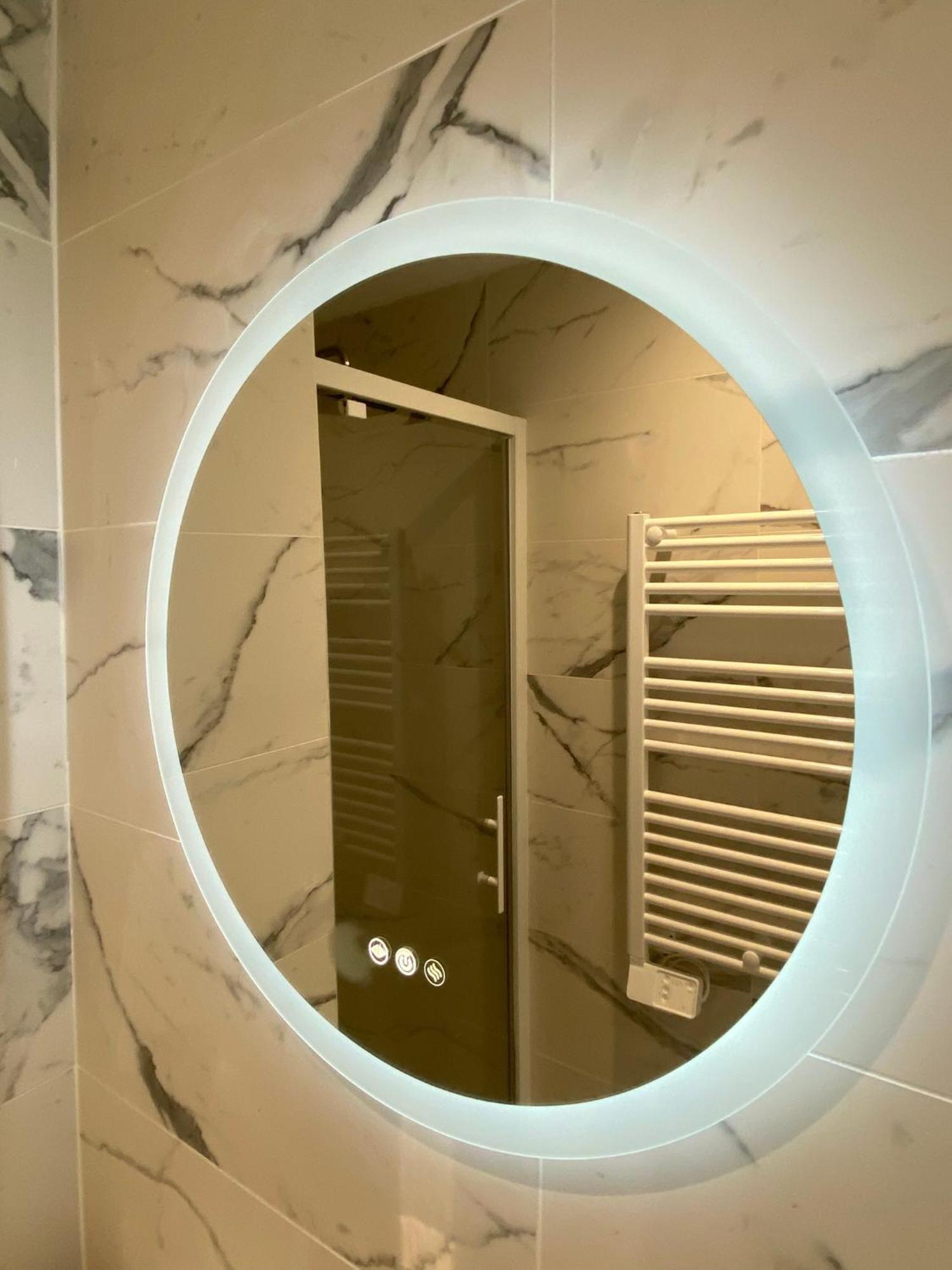 Appartement Face Mer Et Port Santa Lucia Climatise Et Wifi Saint-Raphaël Zewnętrze zdjęcie