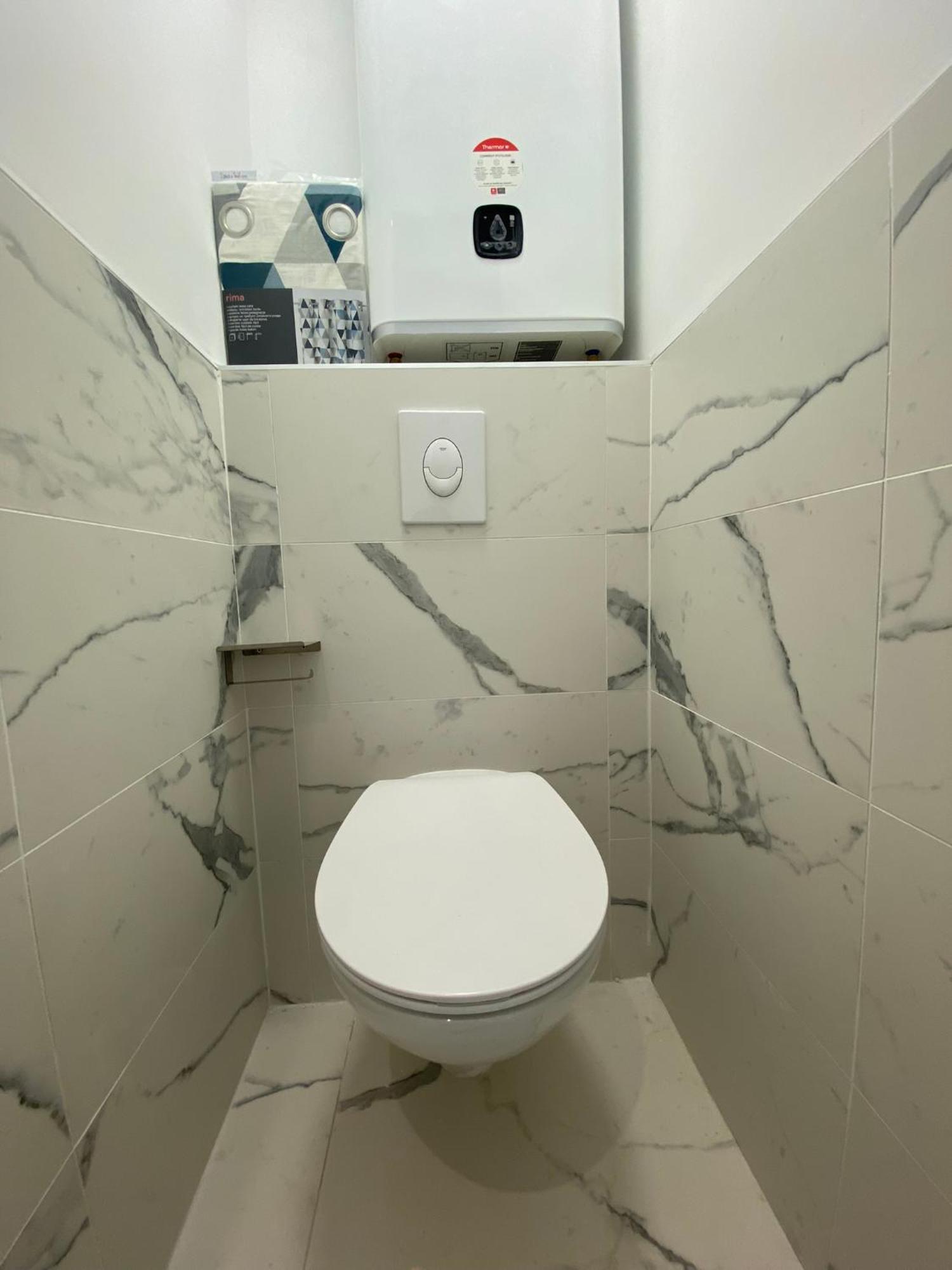 Appartement Face Mer Et Port Santa Lucia Climatise Et Wifi Saint-Raphaël Zewnętrze zdjęcie