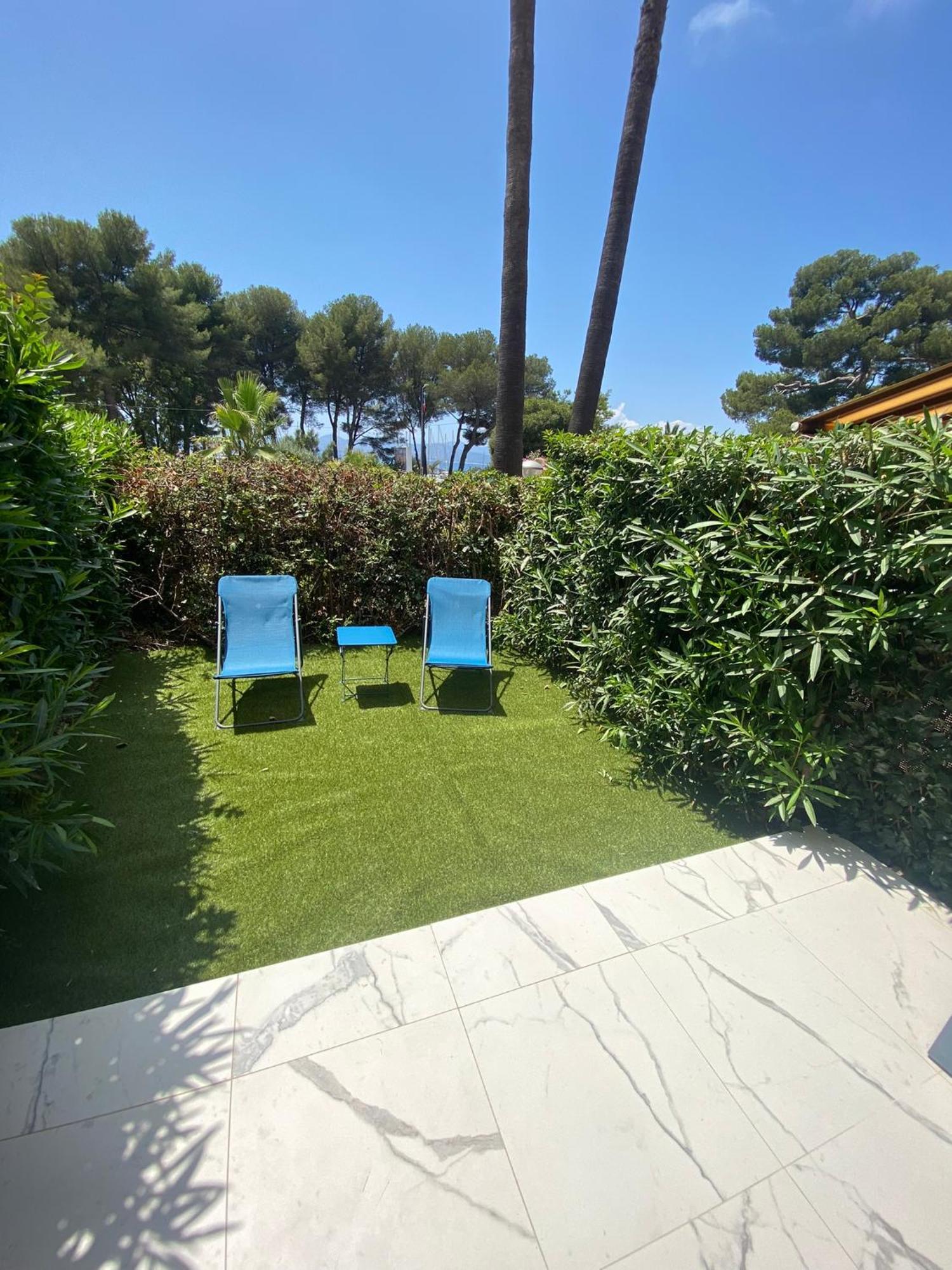 Appartement Face Mer Et Port Santa Lucia Climatise Et Wifi Saint-Raphaël Zewnętrze zdjęcie